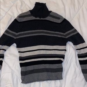 Brandy Melville cropped turtle neck.